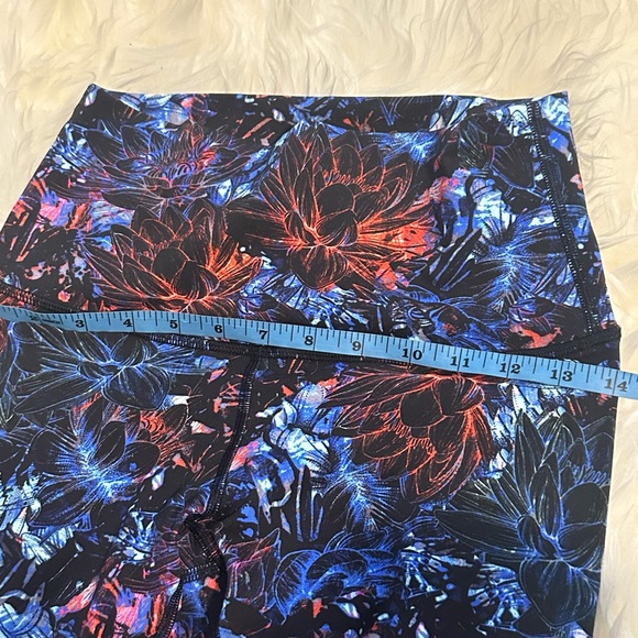 Lululemon tights suze 6 - Picture 4 of 6